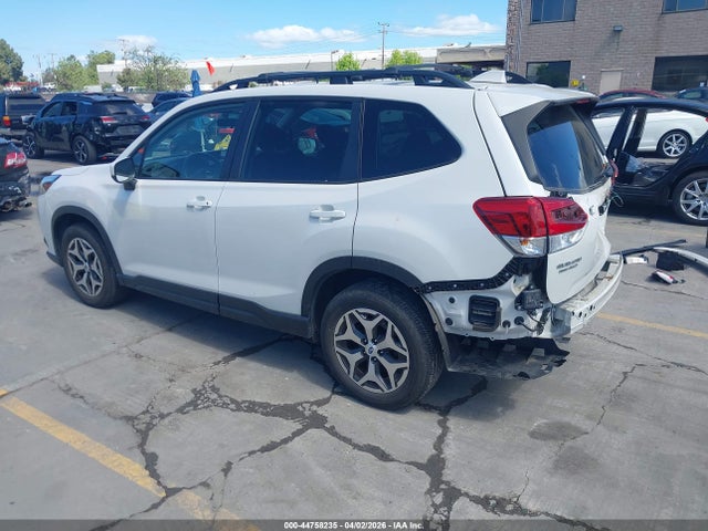 2023 SUBARU FORESTER JF2SKAEC7PH418449 Photo 2