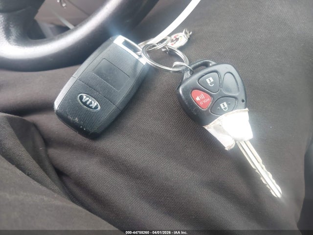 Продажа на аукционе авто 2008 Toyota Rav4, vin: JTMZD33V385116876, номер лота: 44758260
