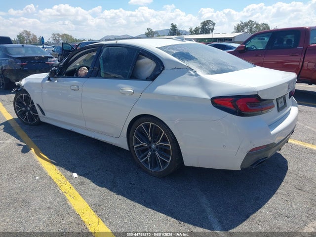 2021 BMW 540I WBA53BJ09MWW99426 Photo 2