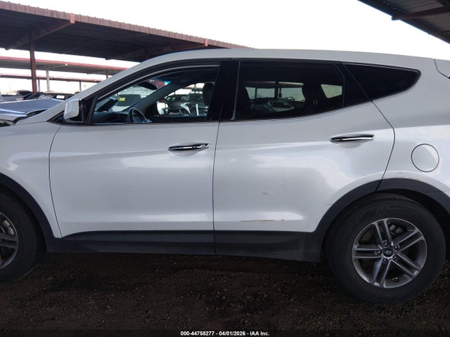 5NMZT3LBXHH046900 Hyundai Santa Fe Sport 2.4l