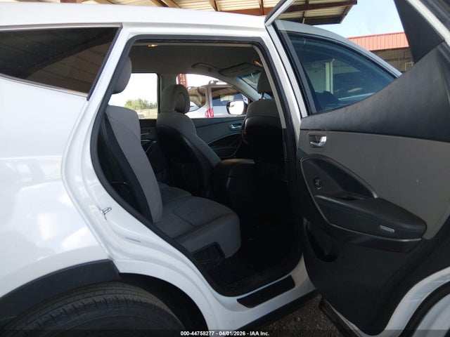 5NMZT3LBXHH046900 Hyundai Santa Fe Sport 2.4l