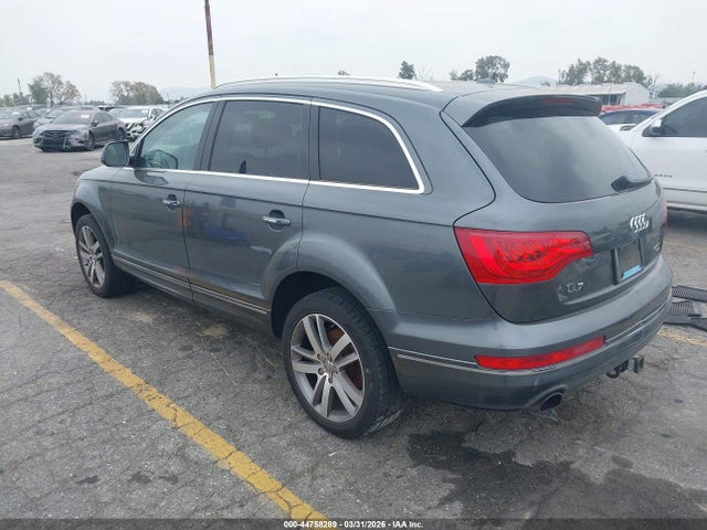 2015 AUDI Q7 WA1LGAFE4FD002248 Photo 2