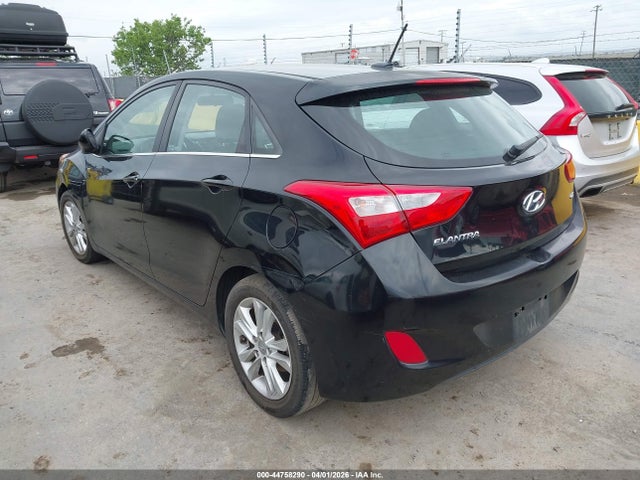 KMHD35LH1FU235785 Hyundai ELANTRA GT