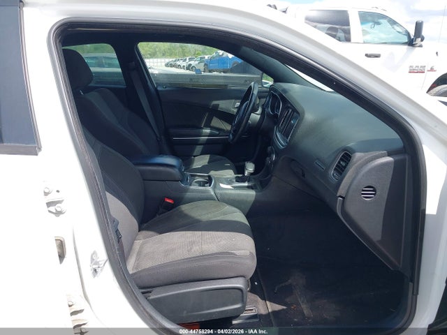 Продаж на аукціоні авто 2016 Dodge Charger Sxt, vin: 2C3CDXHG4GH140560, номер лоту: 44758294