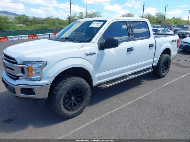 Ford F-150 Xlt 2018 1FTEW1EP3JFC90331 Image 2