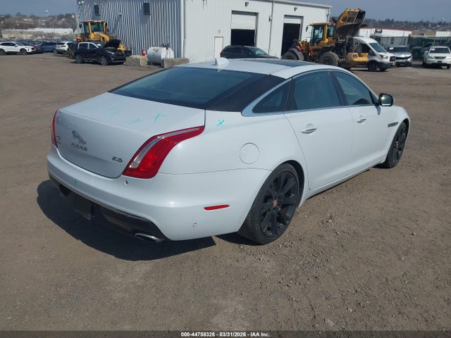 SAJWA2GE1GMV98575 Jaguar XJ