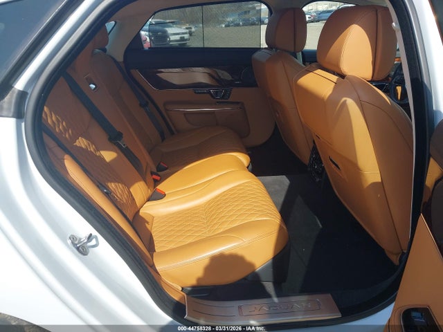 SAJWA2GE1GMV98575 Jaguar XJ