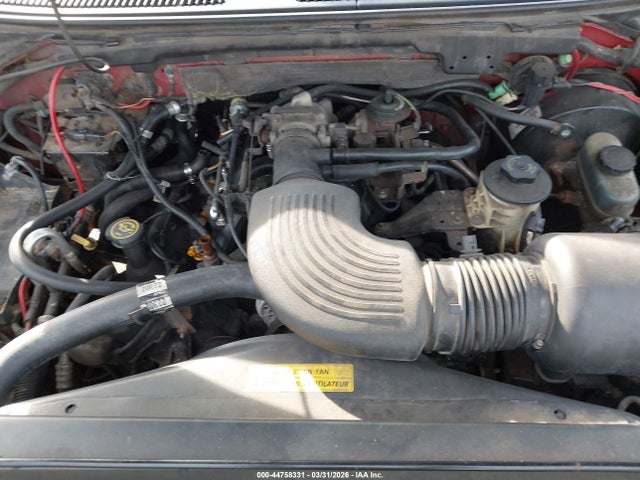 44758331 :رقم المزاد ، 1FMPU18L3YLC14297 vin ، 2000 Ford Expedition Eddie Bauer مزاد بيع