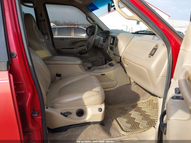 44758331 :رقم المزاد ، 1FMPU18L3YLC14297 vin ، 2000 Ford Expedition Eddie Bauer مزاد بيع