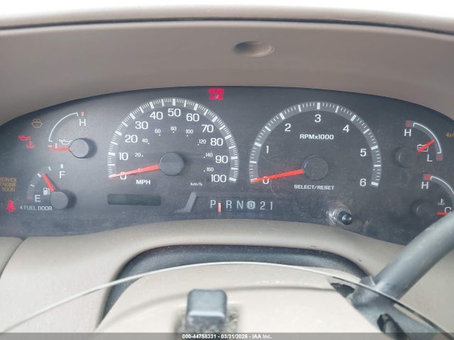 44758331 :رقم المزاد ، 1FMPU18L3YLC14297 vin ، 2000 Ford Expedition Eddie Bauer مزاد بيع