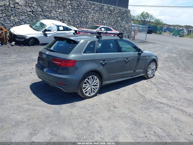 Audi A3 E-tron 1.4t Premium/1.4t Tech Premium 2018 WAUTPBFFXJA155003 Image 4