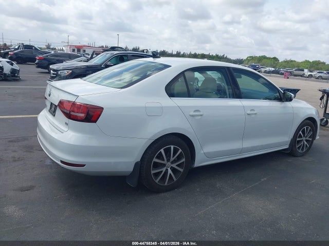 44758345 :رقم المزاد ، 3VWDB7AJ6JM252410 vin ، 2018 Volkswagen Jetta 1.4t Se/1.4t Wolfsburg Edition مزاد بيع