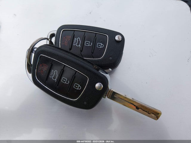 5XYZT3LB9HG458140 Hyundai Santa Fe Sport 2.4l