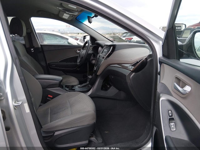 5XYZT3LB9HG458140 Hyundai Santa Fe Sport 2.4l
