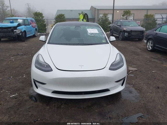 Продаж на аукціоні авто 2022 Tesla Model 3 Rear-wheel Drive, vin: 5YJ3E1EA2NF165790, номер лоту: 44758372