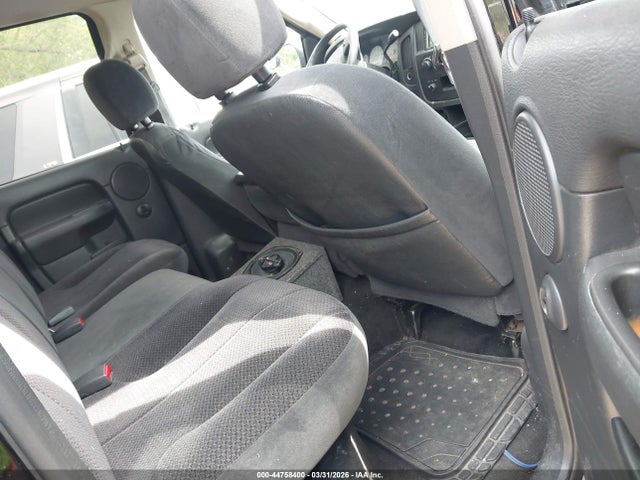 44758400 :رقم المزاد ، 1D7HU18DX5S208358 vin ، 2005 Dodge Ram 1500 Slt/laramie مزاد بيع