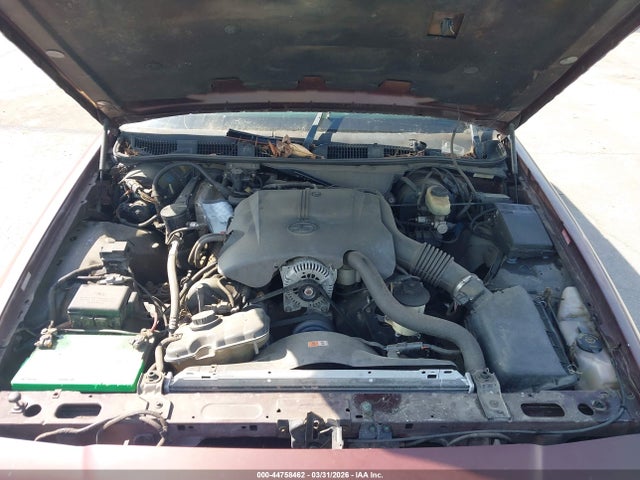 Продажа на аукционе авто 2001 Mercury Grand Marquis Gs, vin: 2MEFM74W21X624664, номер лота: 44758462
