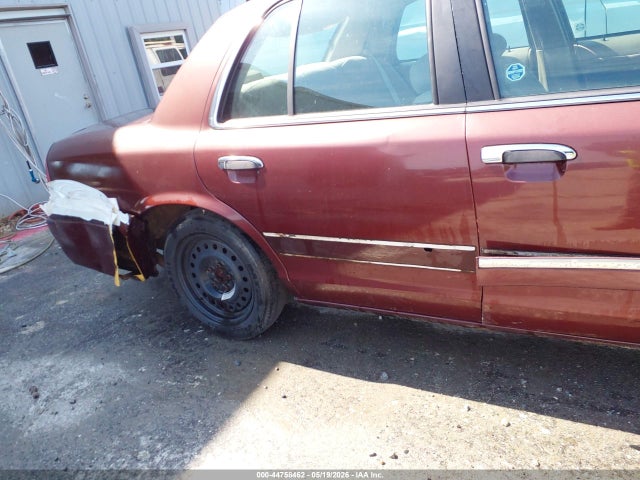 Продажа на аукционе авто 2001 Mercury Grand Marquis Gs, vin: 2MEFM74W21X624664, номер лота: 44758462