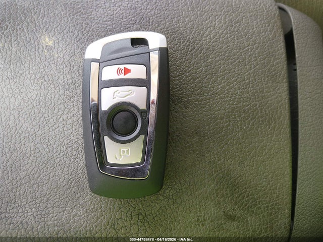 44758478 :رقم المزاد ، 5UXWX9C52F0D60981 vin ، 2015 Bmw X3 Xdrive28i مزاد بيع