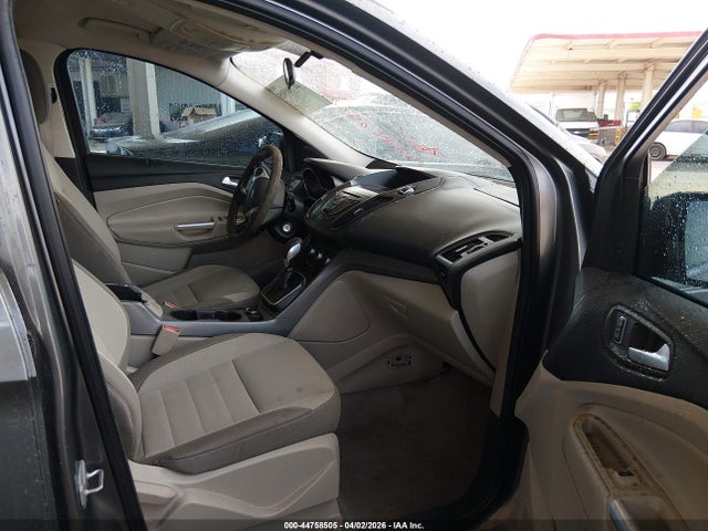 1FMCU9GX8EUA22090 Ford ESCAPE SE