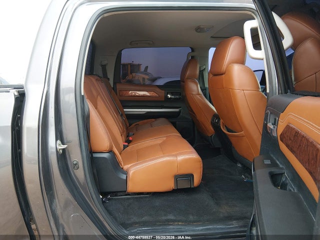 5TFAW5F17GX516504 Toyota Tundra 1794 5.7l V8