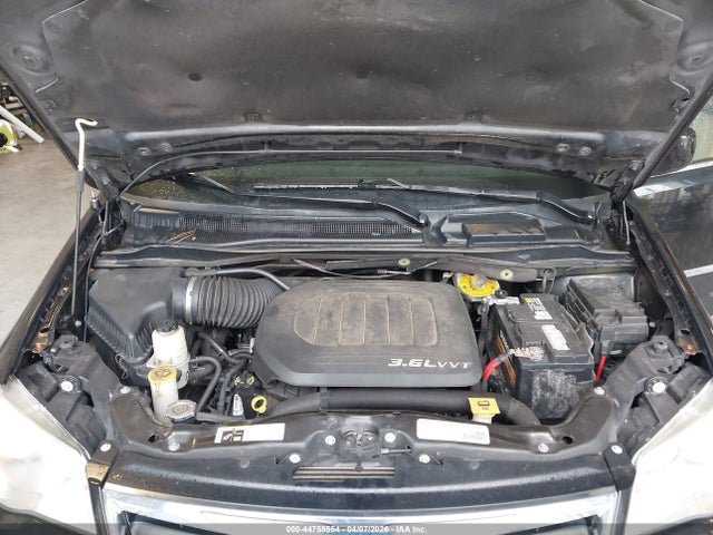 2016 Chrysler Town & Country Touring მანქანა იყიდება აუქციონზე, vin: 2C4RC1BG4GR297224, აუქციონის ნომერი: 44758554