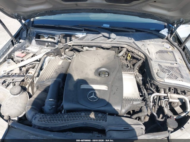 55SWF4JB2FU065165 Mercedes-Benz C 300 Luxury/sport