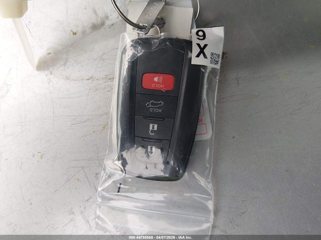2025 Toyota Rav4 Xle Premium მანქანა იყიდება აუქციონზე, vin: 2T3A1RFV7SW557446, აუქციონის ნომერი: 44758569