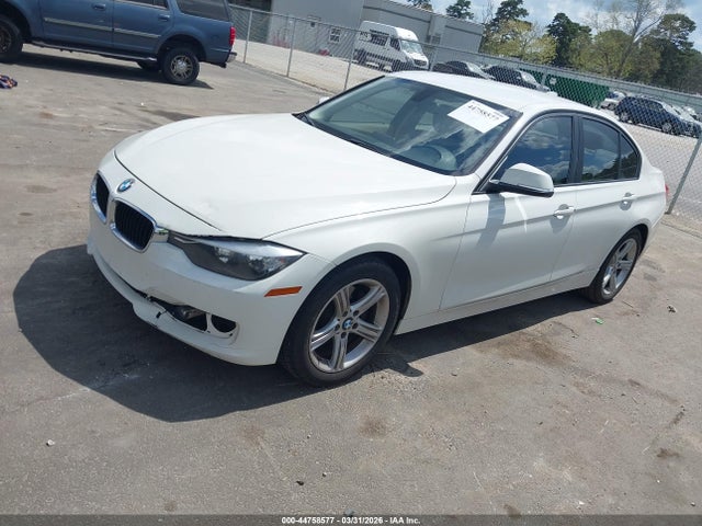 Продажа на аукционе авто 2015 Bmw 320i, vin: WBA3B1G56FNT04490, номер лота: 44758577