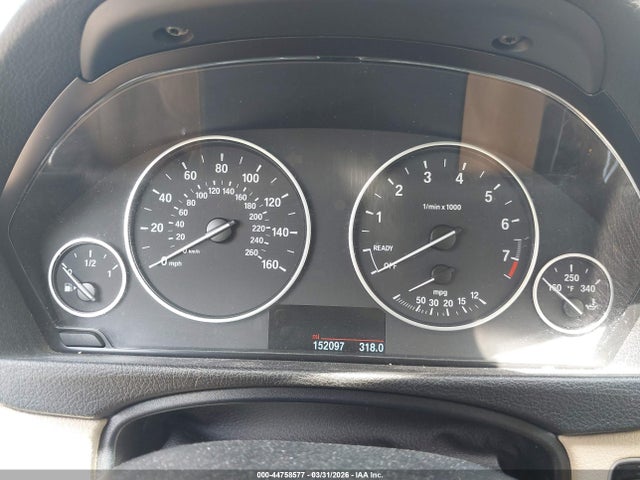 Продажа на аукционе авто 2015 Bmw 320i, vin: WBA3B1G56FNT04490, номер лота: 44758577