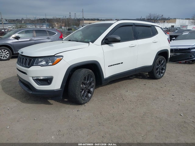 44758609 :رقم المزاد ، 3C4NJDEB4MT583864 vin ، 2021 Jeep Compass 80th Anniversary 4x4 مزاد بيع