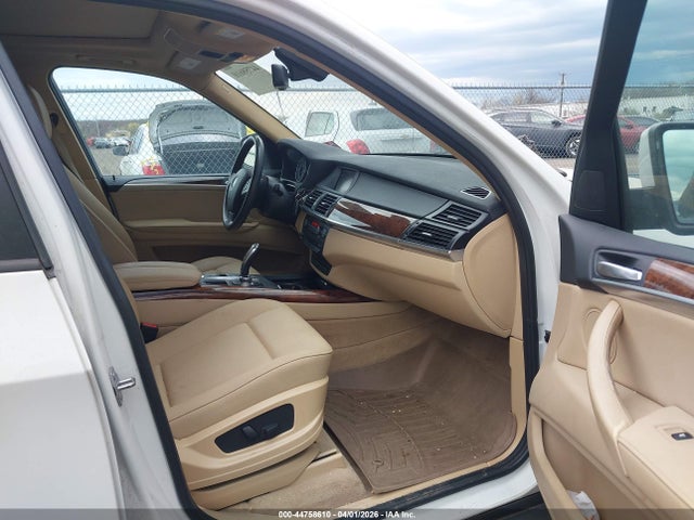 44758610 :رقم المزاد ، 5UXZV4C51D0B23286 vin ، 2013 Bmw X5 Xdrive35i/xdrive35i Premium/xdrive35i Sport Activity مزاد بيع
