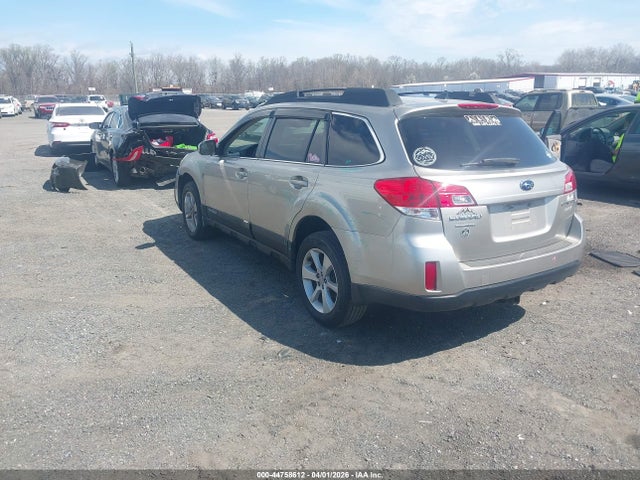 Продажа на аукционе авто 2014 Subaru Outback 2.5i Premium, vin: 4S4BRBCC5E3247547, номер лота: 44758612