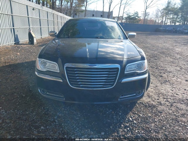 Продажа на аукционе авто 2013 Chrysler 300c Awd, vin: 2C3CCAKG1DH683112, номер лота: 44758624