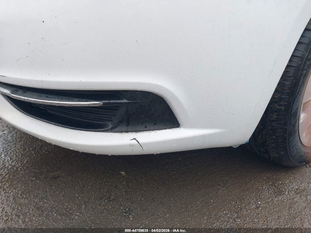 Продаж на аукціоні авто 2014 Chrysler 200 Lx, vin: 1C3CCBAB5EN123372, номер лоту: 44758635
