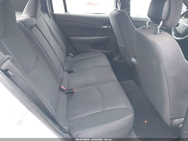 Продаж на аукціоні авто 2014 Chrysler 200 Lx, vin: 1C3CCBAB5EN123372, номер лоту: 44758635