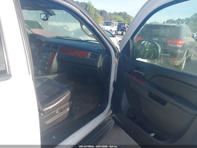 Продажа на аукционе авто 2012 Chevrolet Tahoe Lt, vin: 1GNSCBE01CR132650, номер лота: 44758646