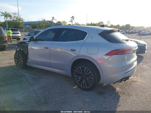 44758659 :رقم المزاد ، ZN6PMDAA6R7457531 vin ، 2024 Maserati Grecale Gt مزاد بيع