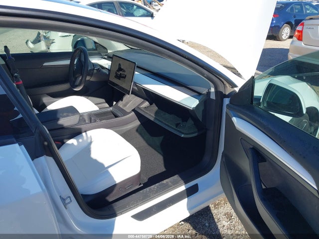 2022 TESLA MODEL 3 5YJ3E1EC6NF278899 Photo 4