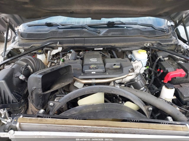2022 Ram 3500 Laramie  4x4 8' Box მანქანა იყიდება აუქციონზე, vin: 3C63RRJL7NG189241, აუქციონის ნომერი: 44758732