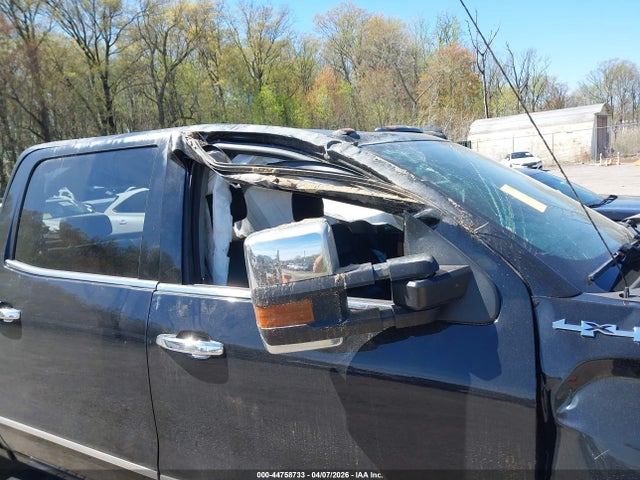 44758733 :رقم المزاد ، 1GT12TEY3JF224022 vin ، 2018 Gmc Sierra 2500hd Slt مزاد بيع