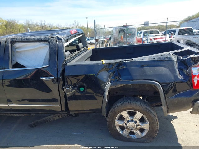 44758733 :رقم المزاد ، 1GT12TEY3JF224022 vin ، 2018 Gmc Sierra 2500hd Slt مزاد بيع