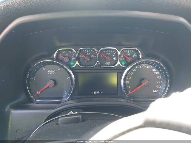 44758733 :رقم المزاد ، 1GT12TEY3JF224022 vin ، 2018 Gmc Sierra 2500hd Slt مزاد بيع
