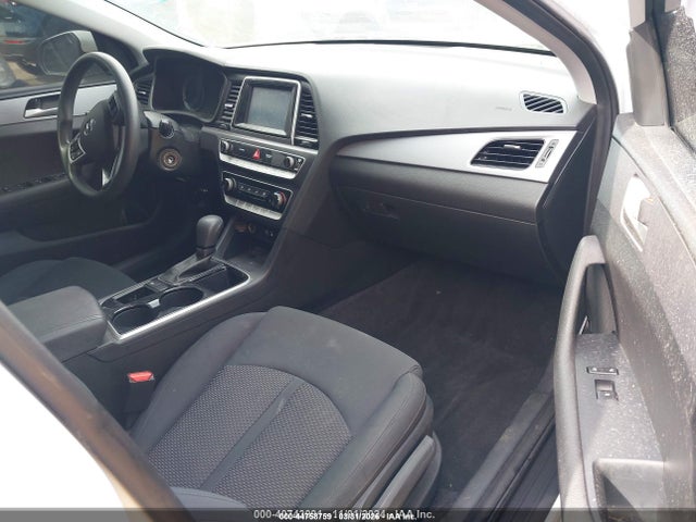 Продажа на аукционе авто 2019 Hyundai Sonata Se, vin: 5NPE24AF1KH750779, номер лота: 44758759
