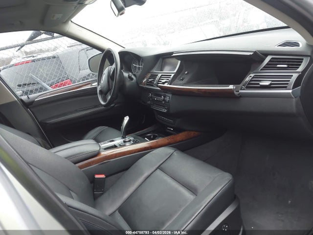 44758793 :رقم المزاد ، 5UXFE4C52AL384842 vin ، 2010 Bmw X5 Xdrive30i مزاد بيع