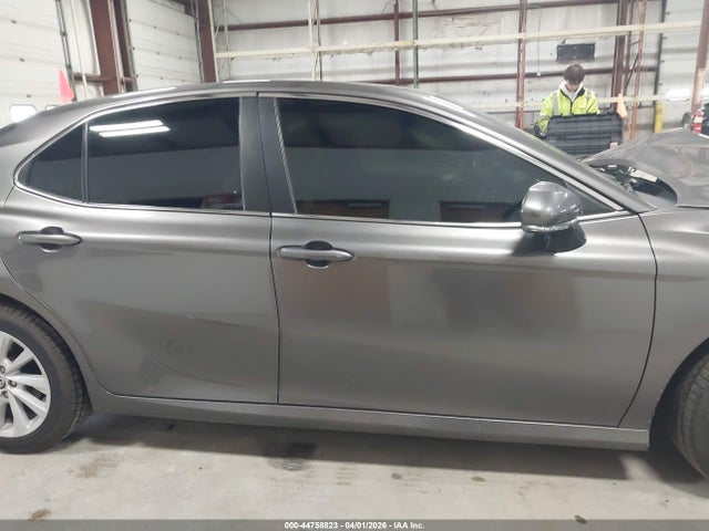 Aukcja sprzedaży 2022 Toyota Camry Le, vin: 4T1R11AK2NU046905, numer aukcji: 44758823