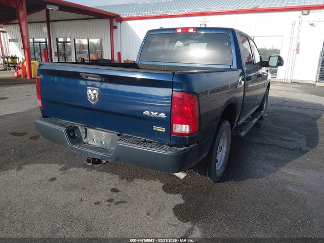 1C6RR7KG4KS645359 RAM 1500 Classic Tradesman 4x4 5&#039;7 Box