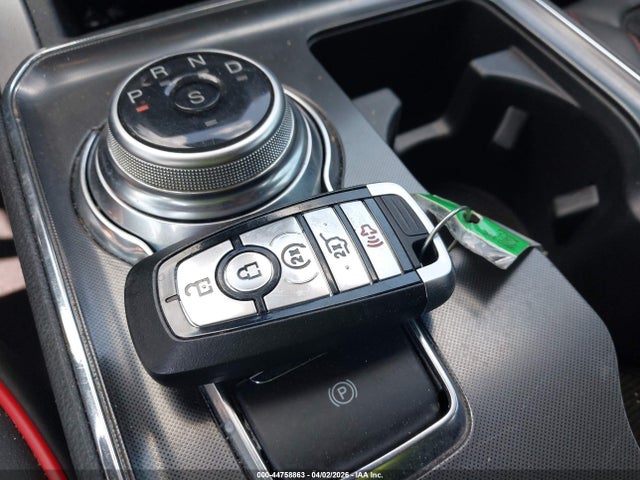 44758863 :رقم المزاد ، 2FMPK4J97NBB09859 vin ، 2022 Ford Edge St-line مزاد بيع