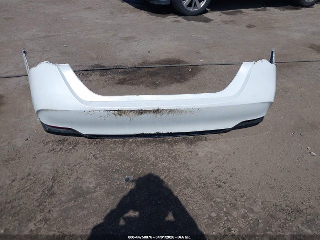 44758876 :رقم المزاد ، 4T1JZ1FB6NU083910 vin ، 2022 Toyota Avalon Xle مزاد بيع