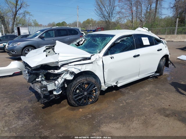 44758876 :رقم المزاد ، 4T1JZ1FB6NU083910 vin ، 2022 Toyota Avalon Xle مزاد بيع